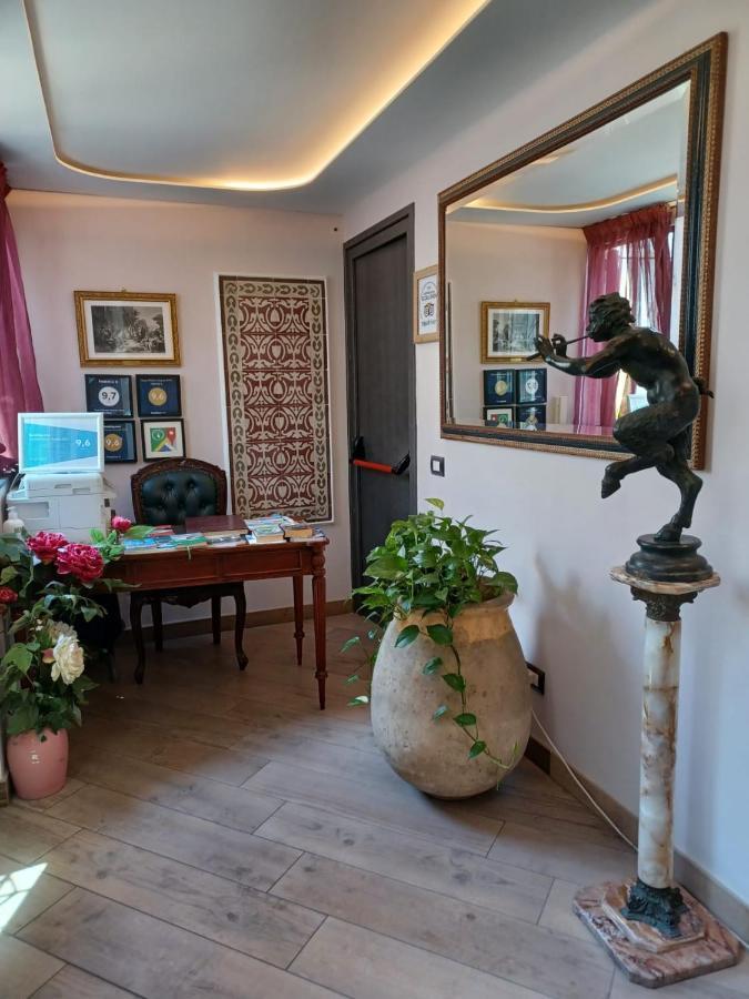 B&B Federico II 나폴리 외부 사진